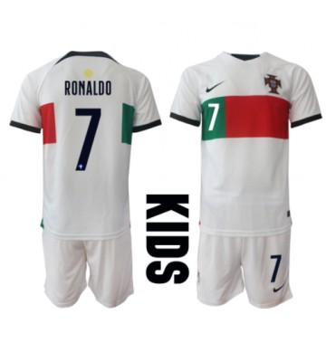 Lacne Dětský Futbalové dres Portugalsko Cristiano Ronaldo #7 MS 2022 Krátky Rukáv - Preč (+ trenírky)